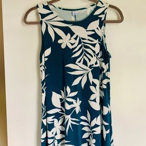 Sleeveless Swing Dress